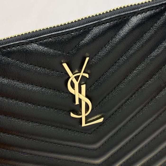Handbags SAINT LAURENT 379039 size 24×17.5×1.5 cm