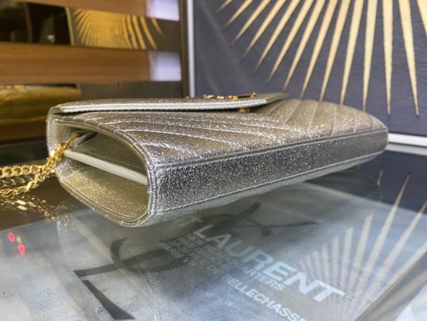 Handbags SAINT LAURENT 377828 size 22.5x14x4 cm