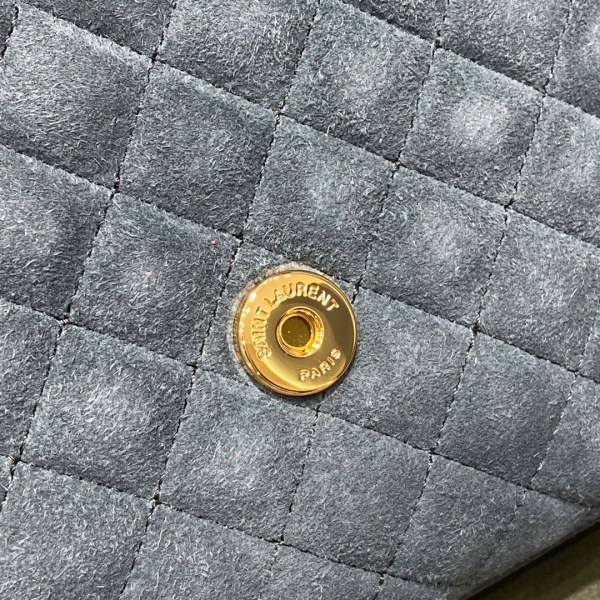 Handbags SAINT LAURENT 487206 size 24x17.5x6 cm