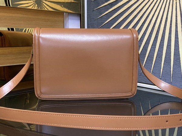 Handbags SAINT LAURENT 634305 size 23-16-6 cm