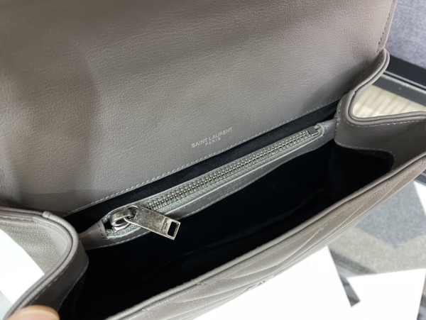 Handbags SAINT LAURENT 487213 size 24*17*6 cm