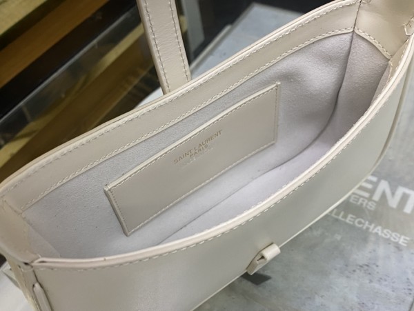 Handbags SAINT LAURENT 710318 size 19x11.5x4.5 cm