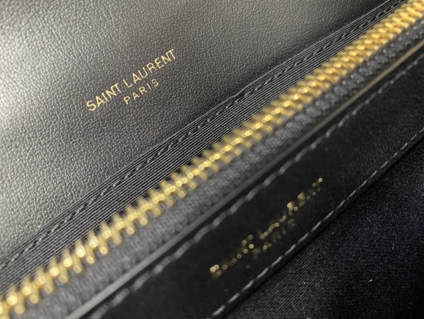 Handbags SAINT LAURENT 487213 size 24*17*6 cm