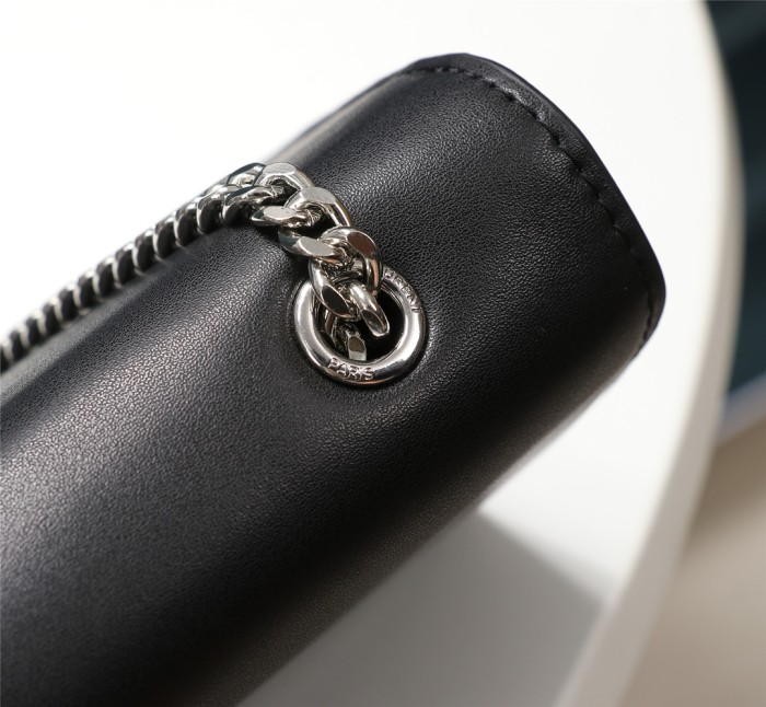 Handbag SAINT LAURENT 364021BOW0N1000 size 24*5.5cm*14.5cm