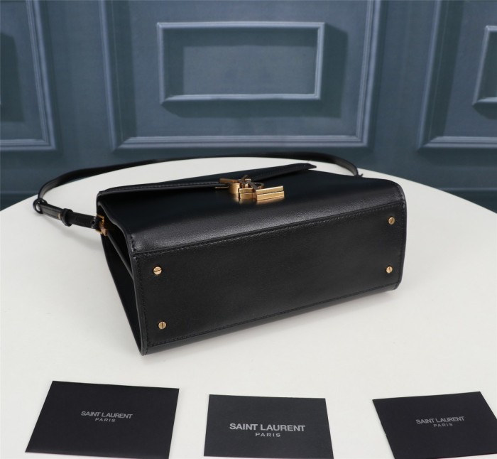 Handbags SAINT LAURENT 78000 size 24.5x20x11.5 cm