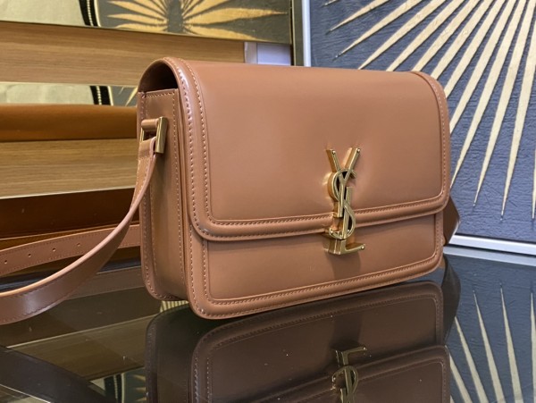 Handbags SAINT LAURENT 634305 size 23-16-6 cm