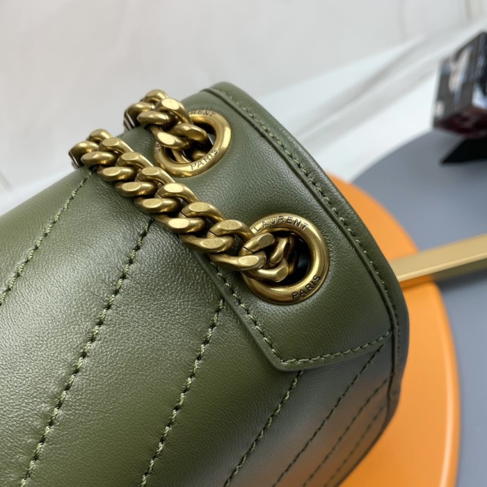 Handbags SAINT LAURENT 498894 size 28x20.5x8.5 cm