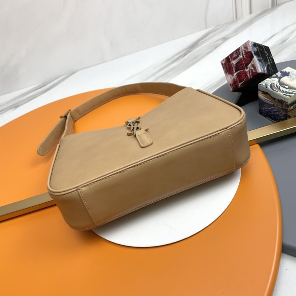 Handbags SAINT LAURENT 657228 size 25X14X6 cm