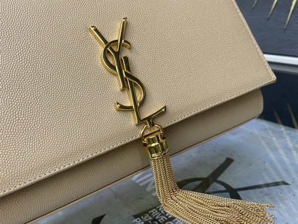 Handbags SAINT LAURENT 354119 size 24-5.5-15 cm