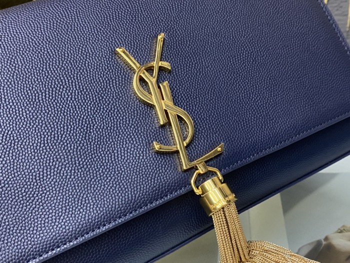 Handbags SAINT LAURENT 354119 size 24-5.5-15 cm