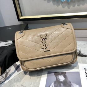 Handbags SAINT LAURENT 533037 size 22*16.5*12 cm