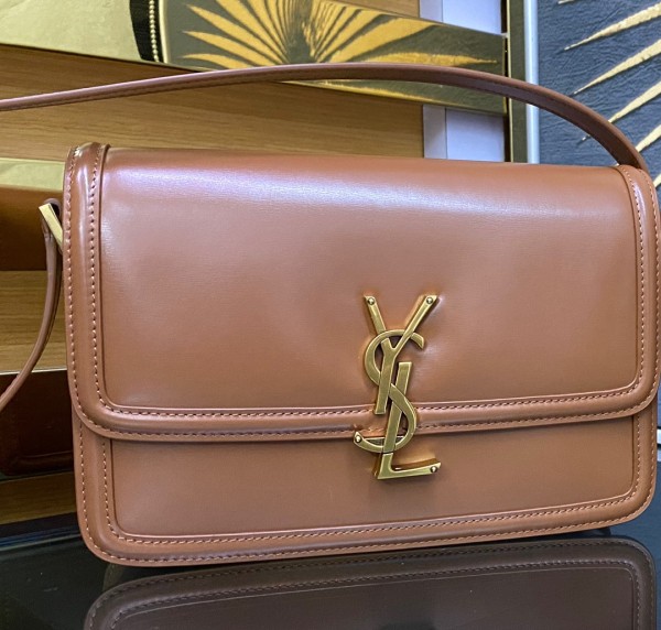 Handbags SAINT LAURENT 634305 size 23-16-6 cm