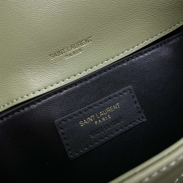 Handbags SAINT LAURENT 533037 size 22x16.5x7.5 cm