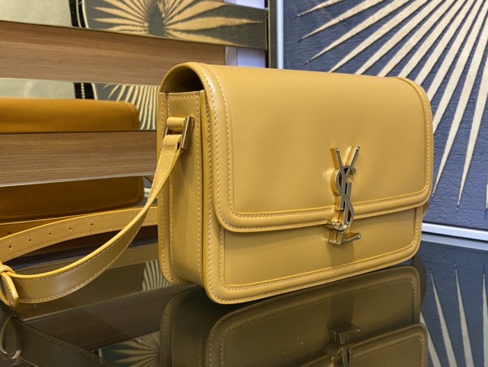 Handbags SAINT LAURENT 634305 size 23-16-6 cm