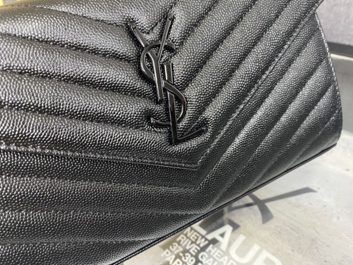 Handbags SAINT LAURENT 377828 size 22.5x14x4 cm