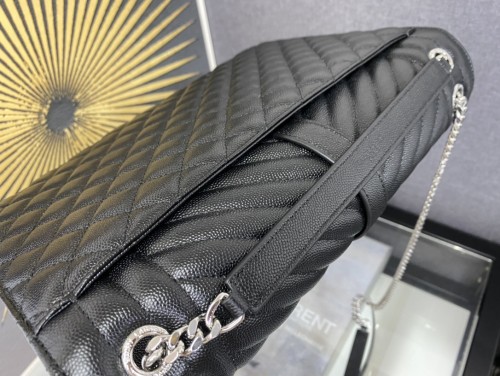 Handbags SAINT LAURENT 487198 size 31×22×7.5 cm