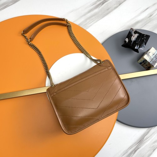 Handbags SAINT LAURENT 533037 size 22x16.5x7.5 cm