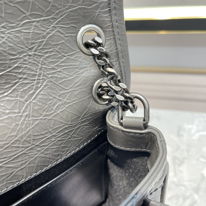 Handbags SAINT LAURENT 533037 size 22*16.5*12 cm