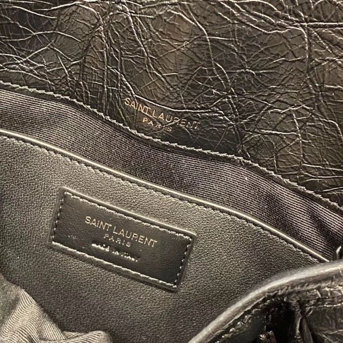 Handbags SAINT LAURENT 533037 size 22*16.5*12 cm