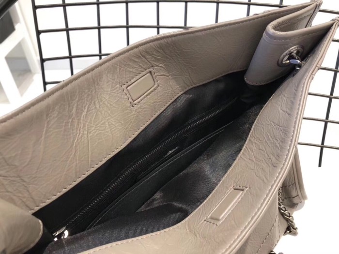 Handbags SAINT LAURENT 577999 size 33-27-11.5 cm