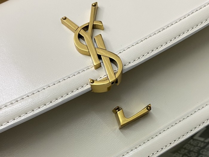 Handbags SAINT LAURENT 634305 size 23-16-6 cm