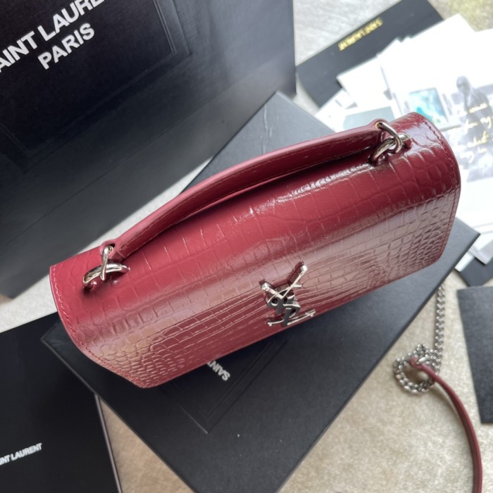 Handbags  SAINT LAURENT 533026 size 19x14x5.5 cm