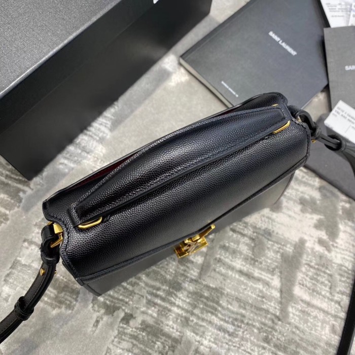 Handbags  SAINT LAURENT 602716 size 20x16x7.5 cm