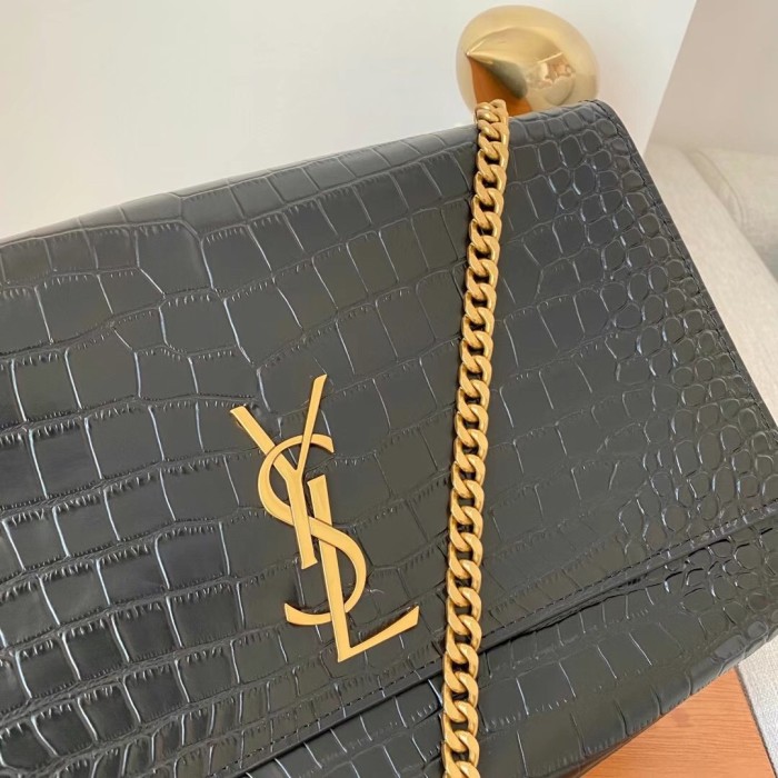 Handbags  SAINT LAURENT 553804 size 28-5-20 cm