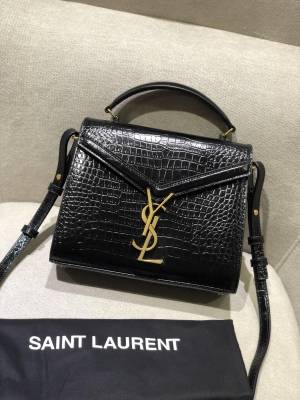 Handbags  SAINT LAURENT 602716 size 20x16x7.5 cm