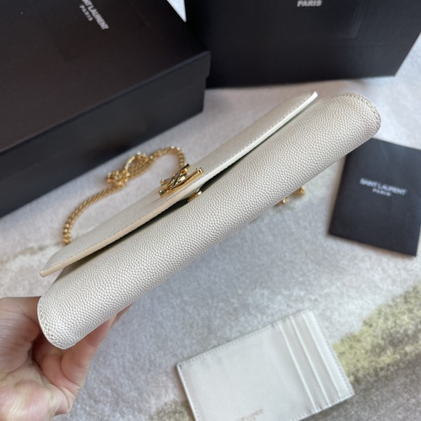 Handbags SAINT LAURENT 607788 size 19x12x4 cm