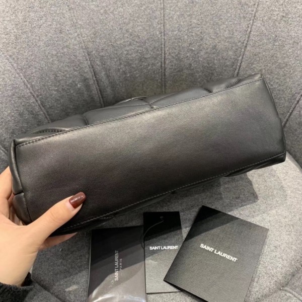 Handbags SAINT LAURENT 577476 size 29-17-11 cm