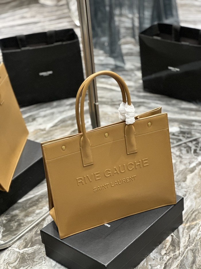 Handbags SAINT LAURENT 617481 size 39×31×18 cm