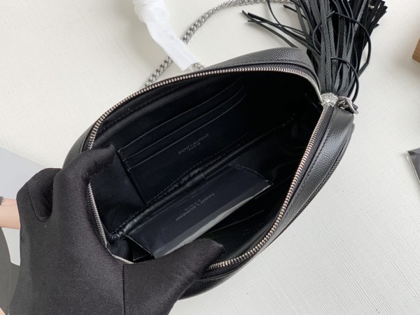 SAINT LAURENT LOU Cow Leather Camera Bag, Crossbody Bag, Shoulder Bag Women's Black 748849-DV702-1000 size 19*5*10.5 cm