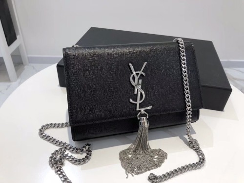 Handbags  SAINT LAURENT 469390 size 20x12.5x5 cm