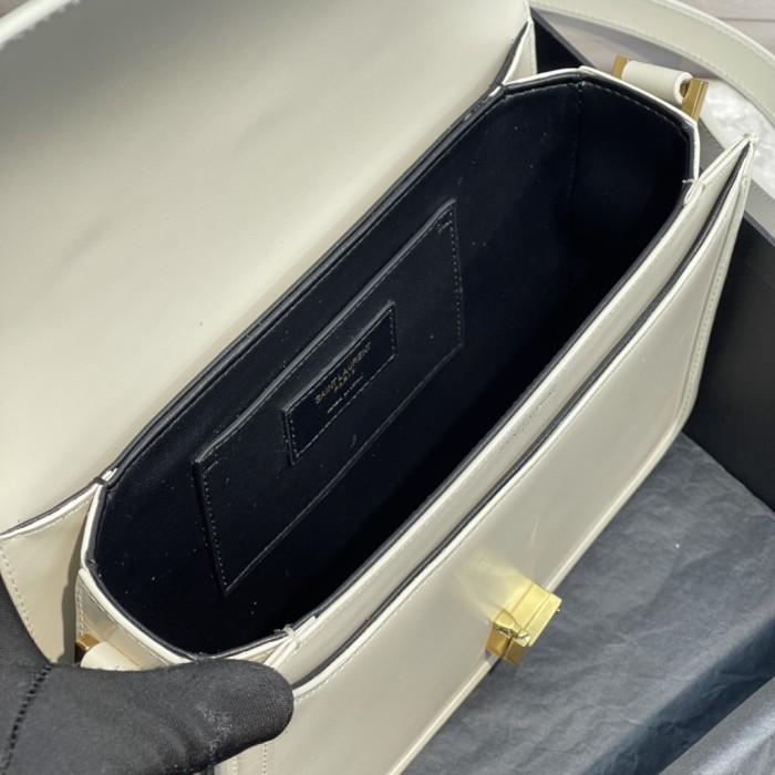 Handbags  SAINT LAURENT 634305 size 23x16x6 cm