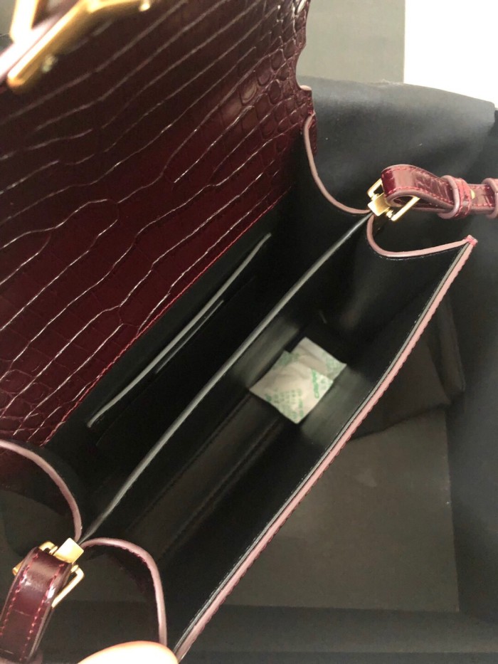 Handbags  SAINT LAURENT 602716 size 20x16x7.5 cm