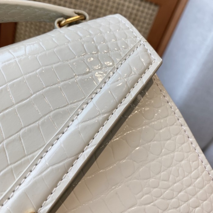 Handbags  SAINT LAURENT 602716 size 20x16x7.5 cm