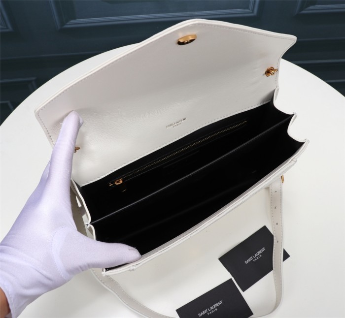 Handbags SAINT LAURENT 668863 size 26×18×5 cm