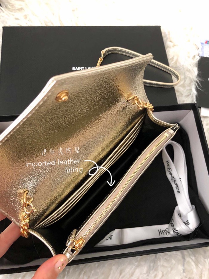 Handbags SAINT LAURENT 393953 size 19*11.5*4 cm