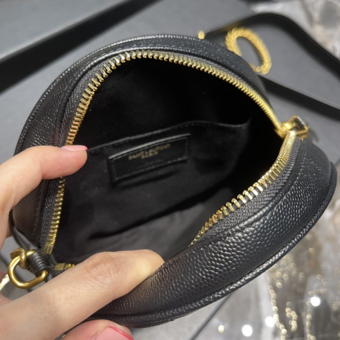 Handbags SAINT LAURENT 610436 size 17x17x5.5 cm
