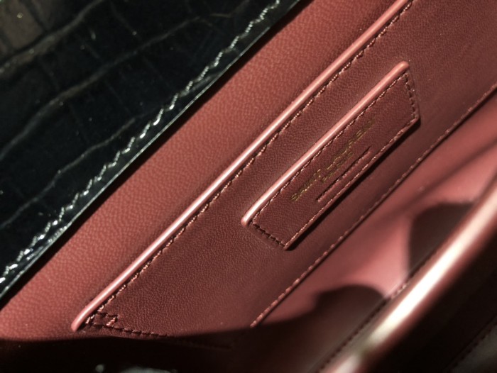 Handbags  SAINT LAURENT 602716 size 20x16x7.5 cm