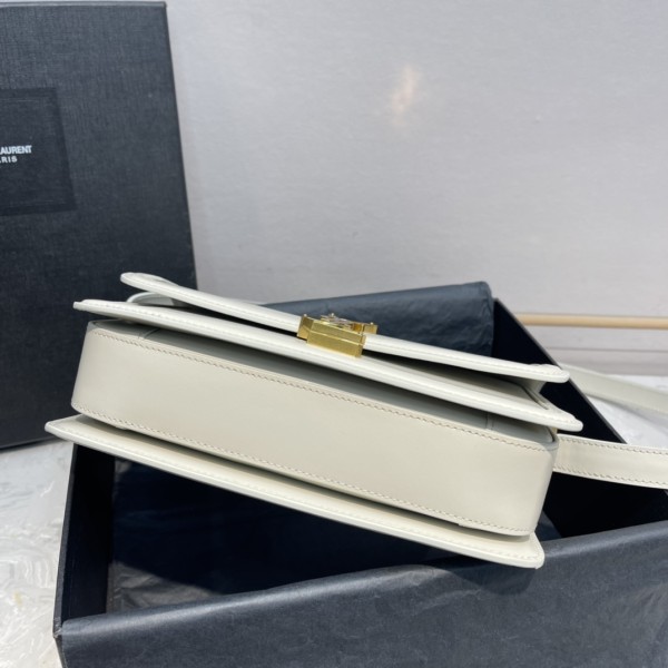 Handbags  SAINT LAURENT 634305 size 23x16x6 cm