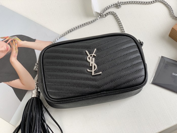 SAINT LAURENT LOU Cow Leather Camera Bag, Crossbody Bag, Shoulder Bag Women's Black 748849-DV702-1000 size 19*5*10.5 cm