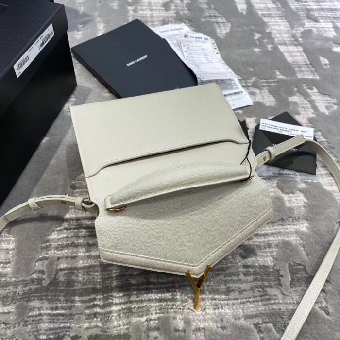 Handbags  SAINT LAURENT 602716 size 20x16x7.5 cm