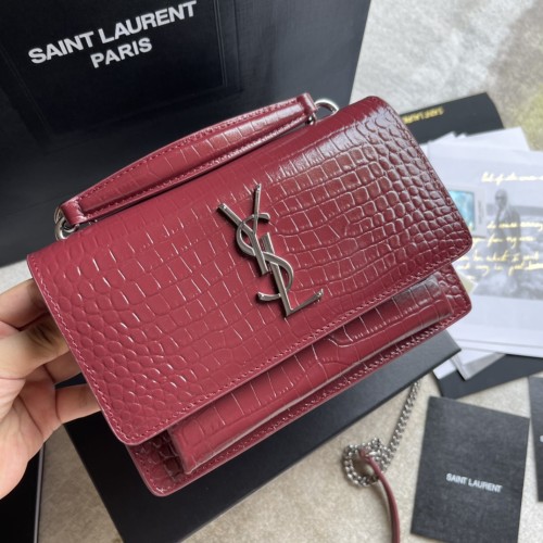 Handbags  SAINT LAURENT 533026 size 19x14x5.5 cm