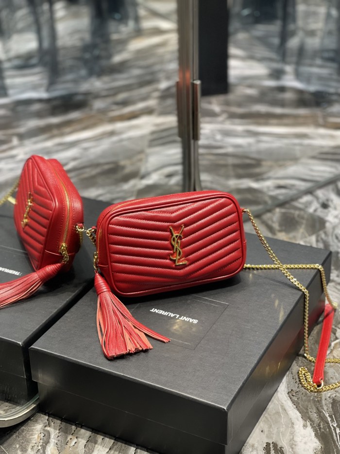 SAINT LAURENT Quilting Leather Chain Shoulder Bag Crossbody Bag Women's Red 6125791GF016805 size 19*5*10.5 cm