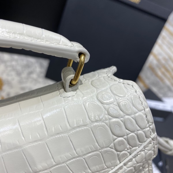 Handbags  SAINT LAURENT 602716 size 20x16x7.5 cm