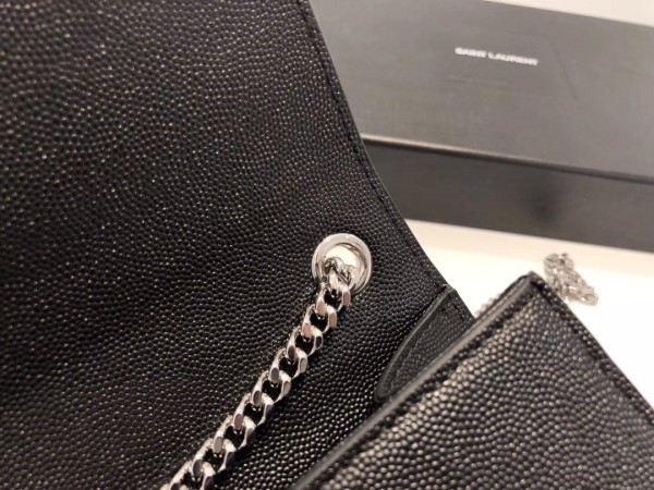 Handbags  SAINT LAURENT 469390 size 20x12.5x5 cm