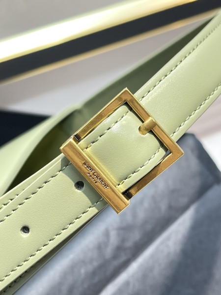 Handbags  SAINT LAURENT 657228 size 24.5x16x6 cm