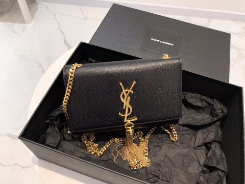 Handbags  SAINT LAURENT 469390 size 20x12.5x5 cm